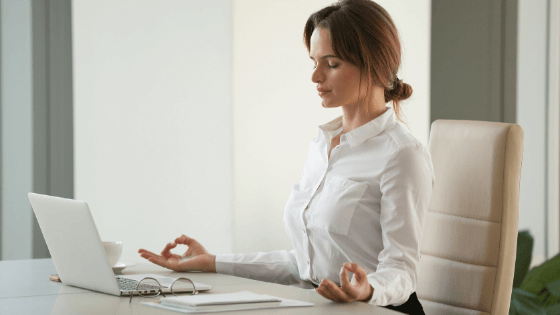 yoga giảm căng thẳng